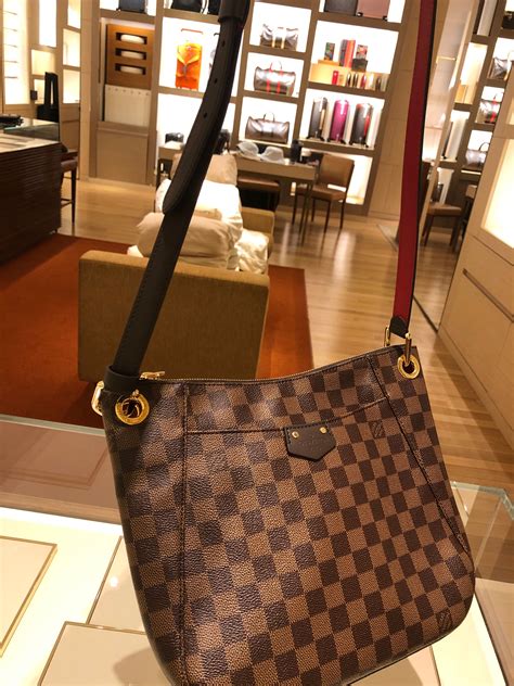 louis vuitton bags at saks fifth avenue|louis vuitton outlet clearance.